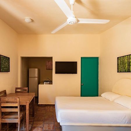 Bungalows Las Arenas Сан Патрисио Мелаке Екстериор снимка