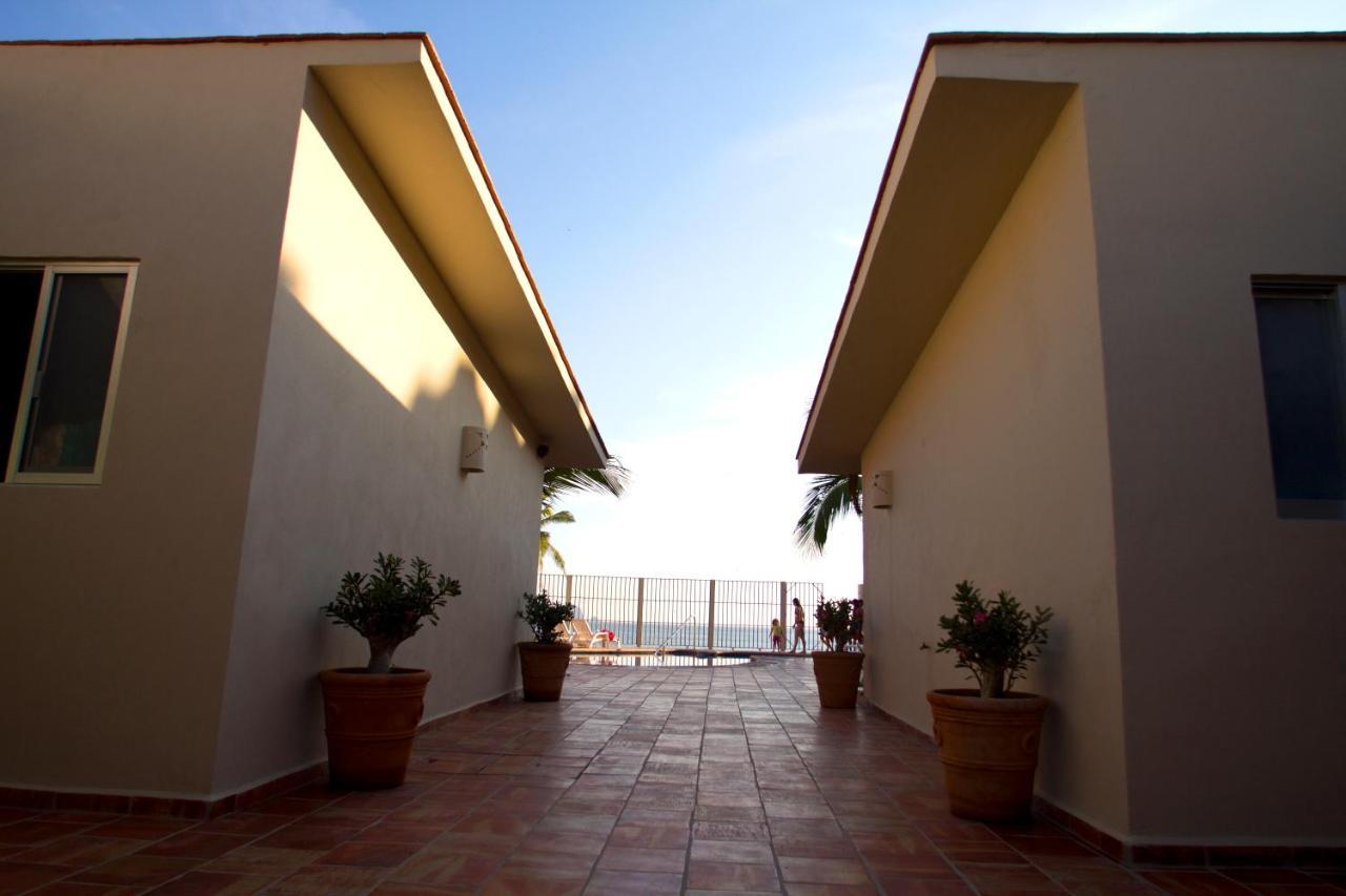 Bungalows Las Arenas Сан Патрисио Мелаке Екстериор снимка