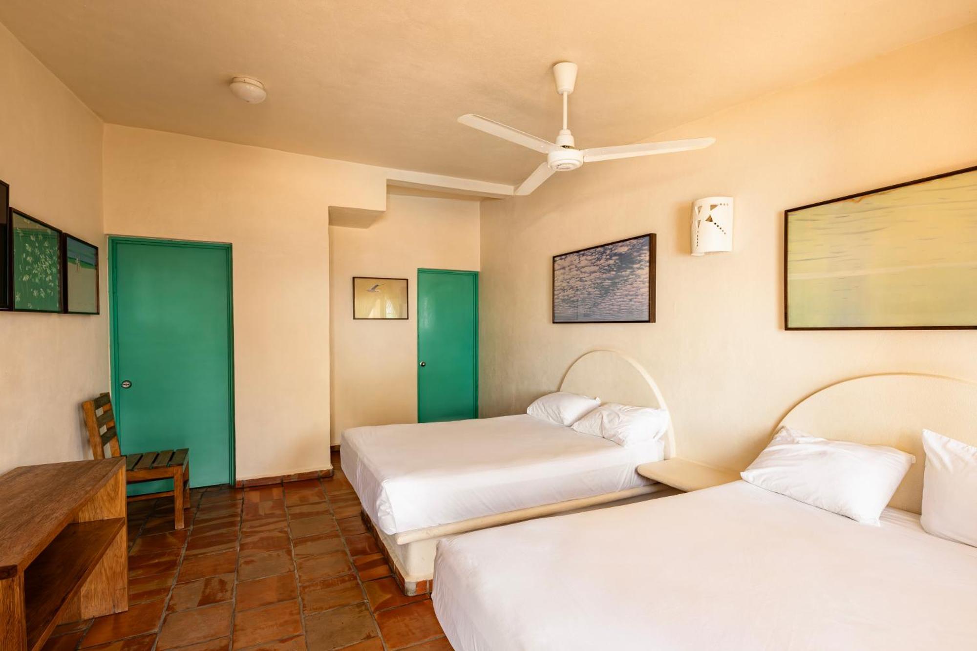 Bungalows Las Arenas Сан Патрисио Мелаке Екстериор снимка