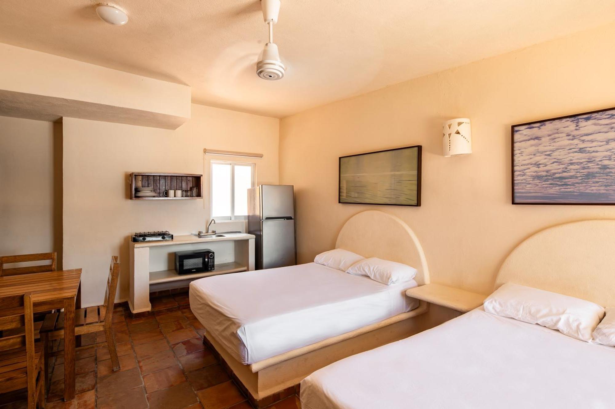 Bungalows Las Arenas Сан Патрисио Мелаке Екстериор снимка
