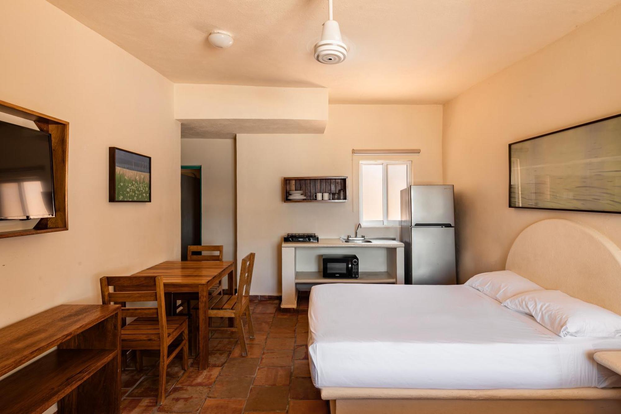 Bungalows Las Arenas Сан Патрисио Мелаке Екстериор снимка